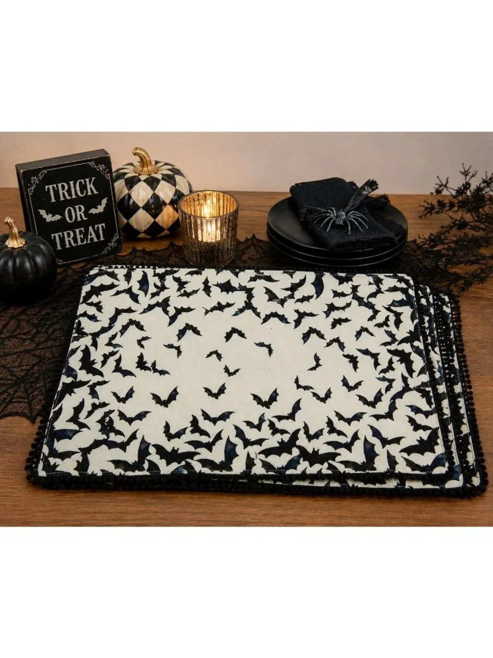New Cynthia Rowley Halloween Bat Placemats Set of 4 Black Cream  13x19